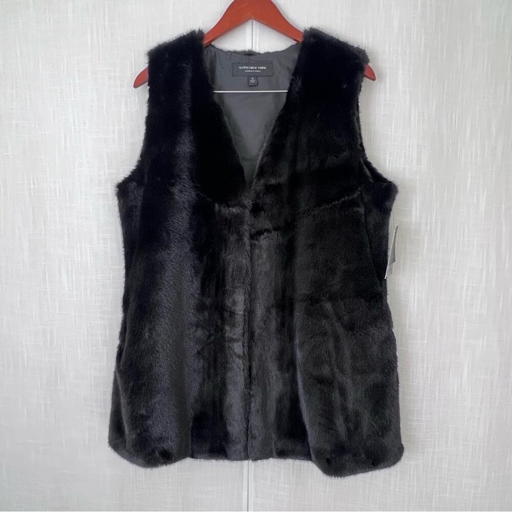Andrew Marc NWT Black Long Faux Fur Soft Vest Size M